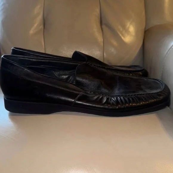Bacco Bucci Slip On Loafer (Size 22/23  display picture 1